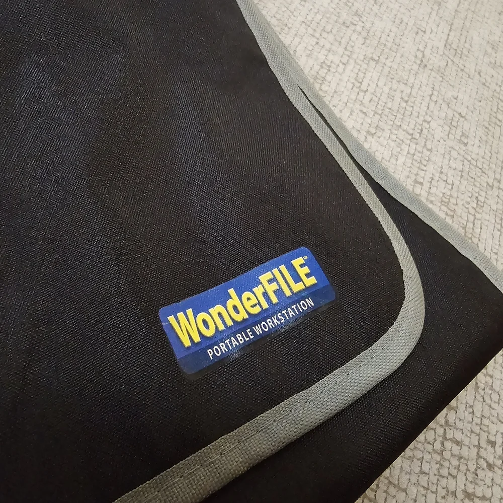 WonderFILE portable workstation: Black, excellent pre-owned condition!
